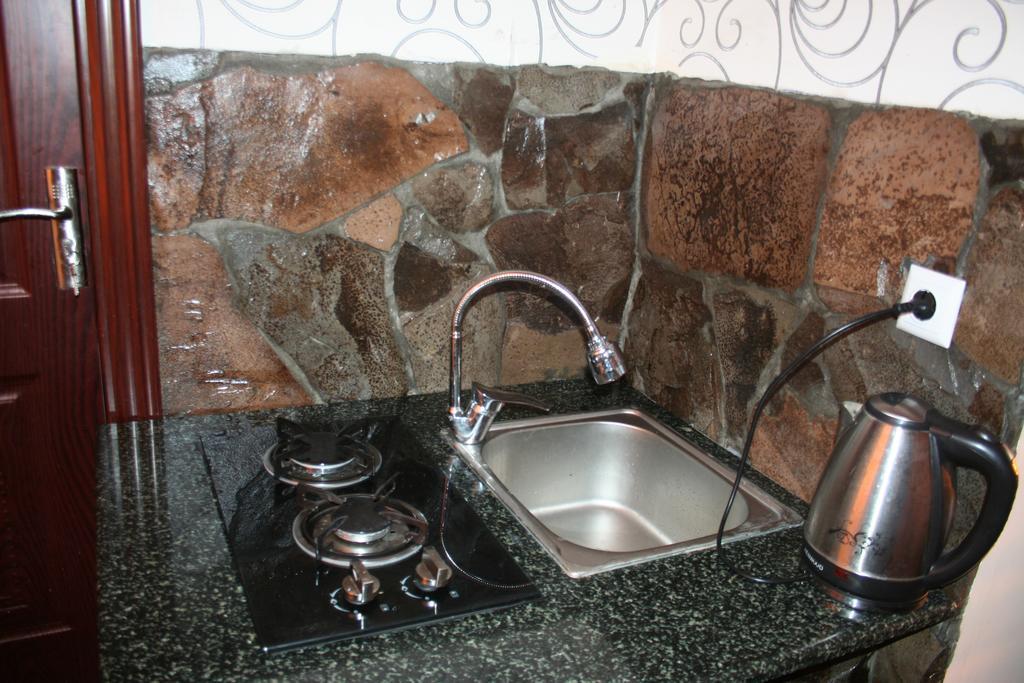 Apartment Miracle Μπατούμι Εξωτερικό φωτογραφία