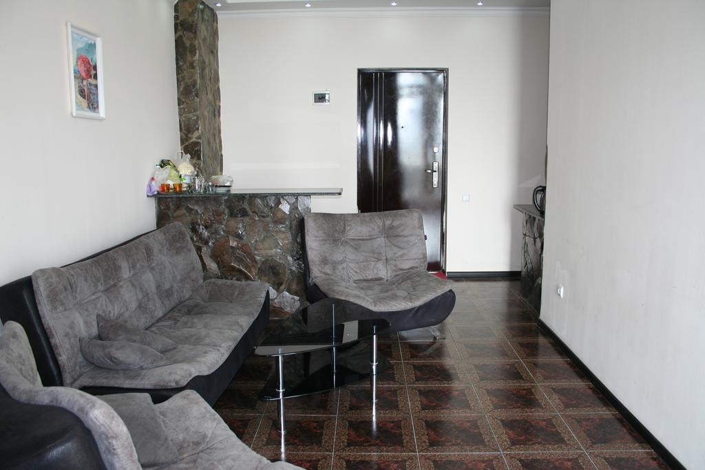 Apartment Miracle Μπατούμι Εξωτερικό φωτογραφία