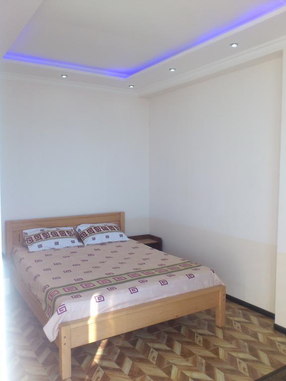 Apartment Miracle Μπατούμι Εξωτερικό φωτογραφία