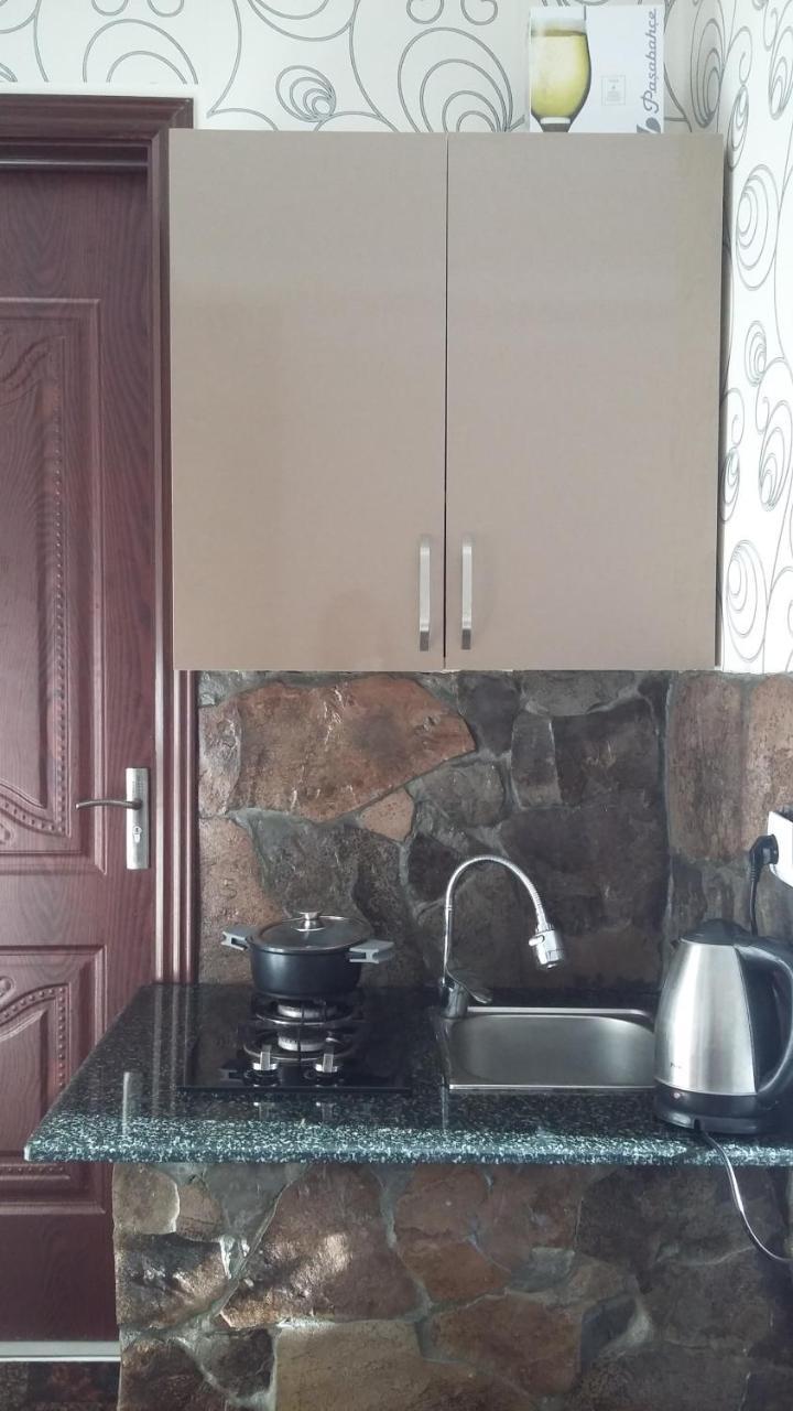 Apartment Miracle Μπατούμι Εξωτερικό φωτογραφία