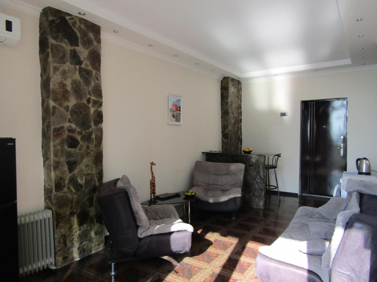 Apartment Miracle Μπατούμι Εξωτερικό φωτογραφία