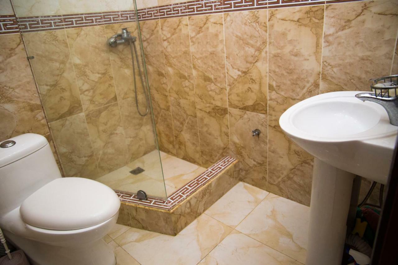 Apartment Miracle Μπατούμι Εξωτερικό φωτογραφία